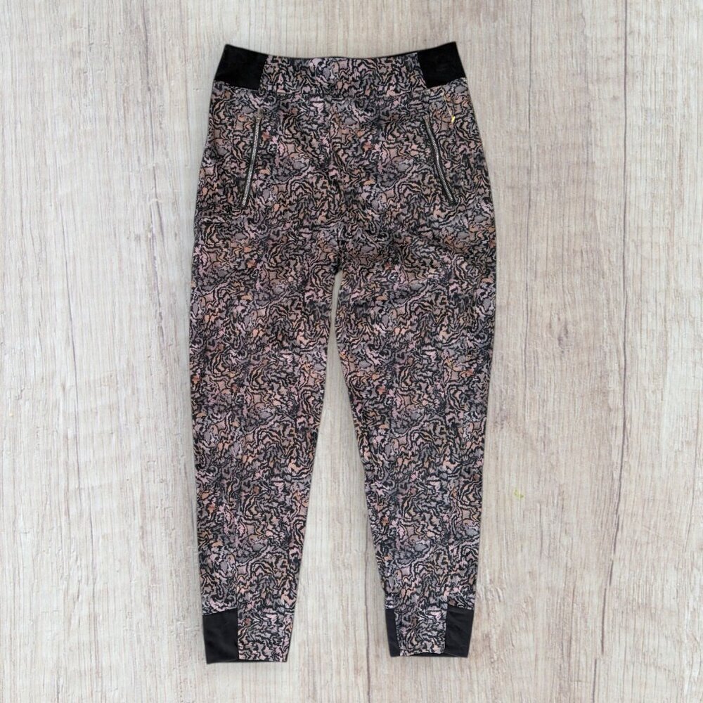 Athleta Trekkie North Jogger Kinetic Abstract Ripstop Print Zip Pocket Womens 6
